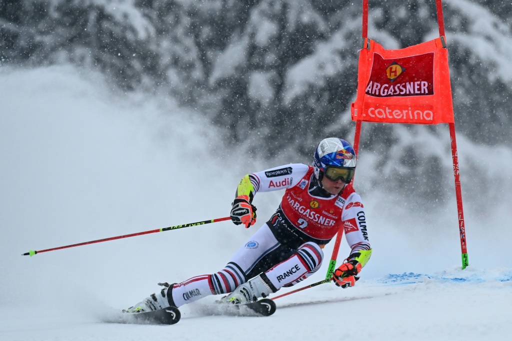 Alexis Pinturault lors de la première manche du slalom géant de Santa Caterina di Valfurva le 5 décembre 2020